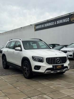 MERCEDES-BENZ-GLB 200-2020