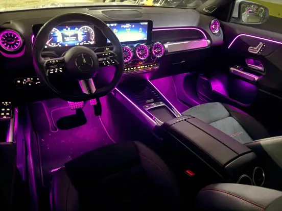 MERCEDES-BENZ-GLB 220-2024