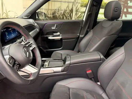 MERCEDES-BENZ-GLB 220-2.0 MHEV AMG LINE 4MATIC 8G-DCT MERCEDES-BENZ-GLB 220-2024