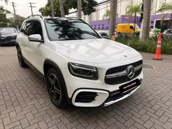 MERCEDES-BENZ-GLB 220-2.0 MHEV AMG LINE 4MATIC 8G-DCT MERCEDES-BENZ-GLB 220-2024