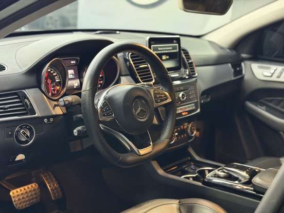 MERCEDES-BENZ-GLE 400-3.0 V6 GASOLINA COUPÉ 4MATIC 9G-TRONIC MERCEDES-BENZ-GLE 400-2015