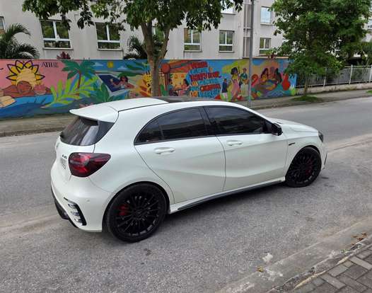 MERCEDES-BENZ-A 45 AMG-2015
