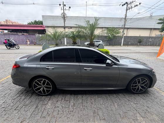 MERCEDES-BENZ C 300 2.0 EQ BOOST HÍBRIDO AMG LINE 9G-TRONIC
