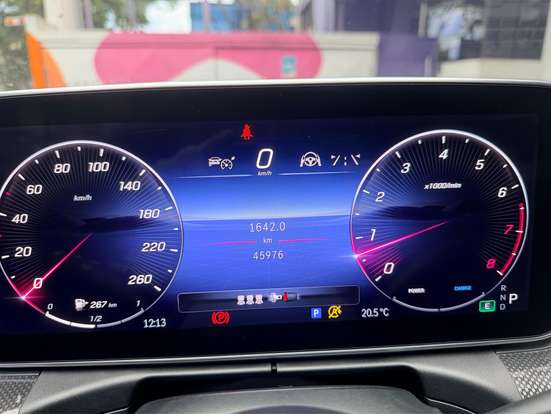 MERCEDES-BENZ-C 300-2023