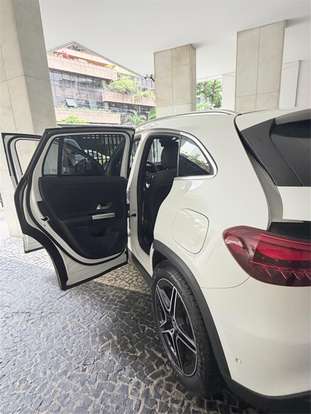 MERCEDES-BENZ-GLA 200-2024