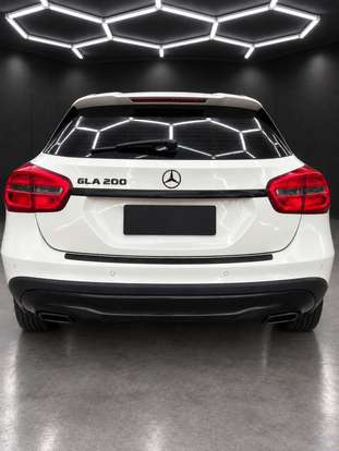MERCEDES-BENZ-GLA 200-2015