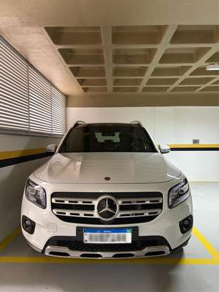 MERCEDES-BENZ-GLB 200-2021