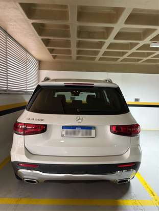 MERCEDES-BENZ-GLB 200-2021