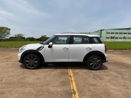 MINI-COUNTRYMAN-2013
