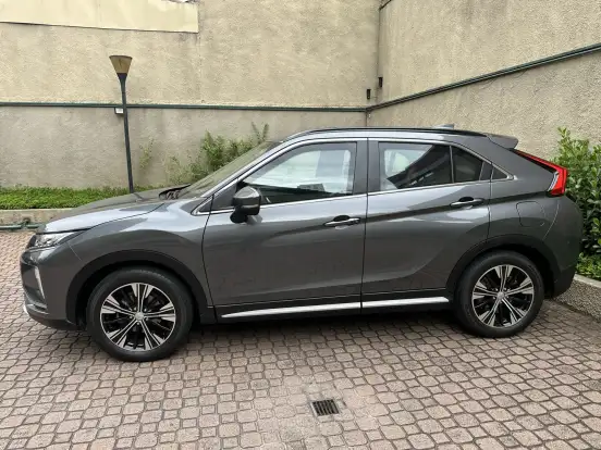 MITSUBISHI-ECLIPSE CROSS-1.5 MIVEC TURBO GASOLINA HPE CVT MITSUBISHI-ECLIPSE CROSS-2021