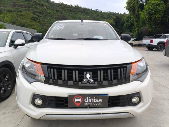 MITSUBISHI L200 TRITON 2.4 16V TURBO DIESEL GL CD 4X4 MANUAL