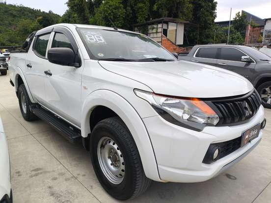 MITSUBISHI-L200 TRITON-2.4 16V TURBO DIESEL GL CD 4X4 MANUAL MITSUBISHI-L200 TRITON-2022