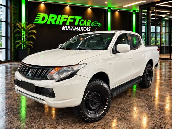 MITSUBISHI-L200 TRITON-2.4 16V TURBO DIESEL GL CD 4X4 MANUAL MITSUBISHI-L200 TRITON-2021