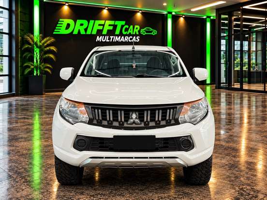 MITSUBISHI-L200 TRITON-2.4 16V TURBO DIESEL GL CD 4X4 MANUAL MITSUBISHI-L200 TRITON-2021
