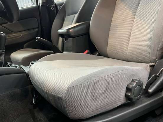 MITSUBISHI-L200 TRITON-2021