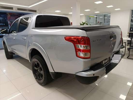 MITSUBISHI-L200 TRITON-2022