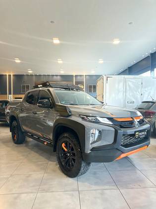 MITSUBISHI L200 TRITON 2.4 16V TURBO DIESEL SPORT SAVANA SERTÔES CD 4P 4X4 AUTOMÁTICO