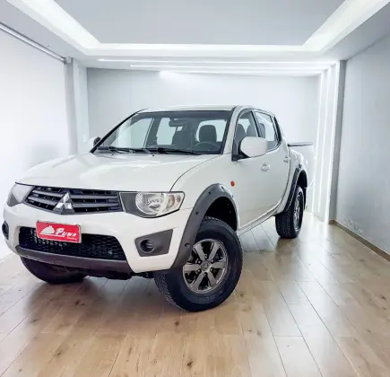 MITSUBISHI L200 TRITON 3.2 GLX 4X4 CD 16V TURBO INTERCOLER DIESEL 4P MANUAL