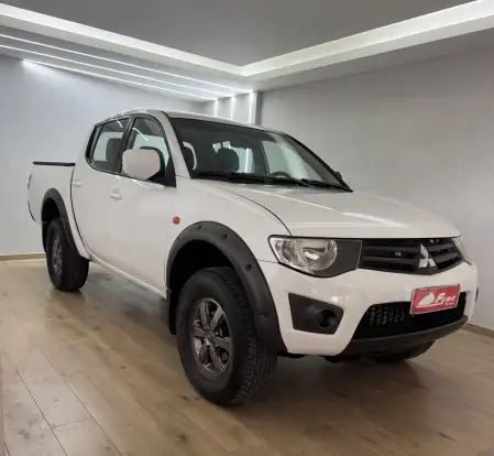 MITSUBISHI-L200 TRITON-2013