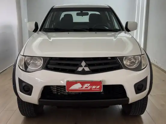 MITSUBISHI-L200 TRITON-3.2 GLX 4X4 CD 16V TURBO INTERCOLER DIESEL 4P MANUAL MITSUBISHI-L200 TRITON-2013