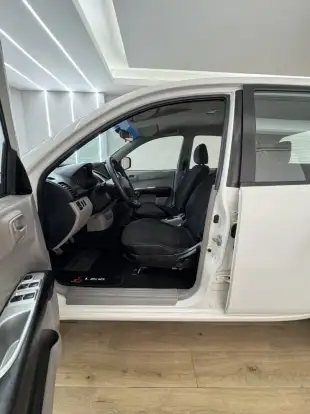 MITSUBISHI-L200 TRITON-2013
