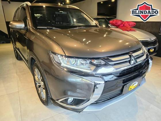 MITSUBISHI OUTLANDER 2.0 COMFORT 16V GASOLINA 4P AUTOMÁTICO