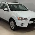 MITSUBISHI OUTLANDER 2.4 4X4 16V GASOLINA 4P AUTOMÁTICO MITSUBISHI OUTLANDER 2.4 4X4 16V GASOLINA 4P AUTOMÁTICO