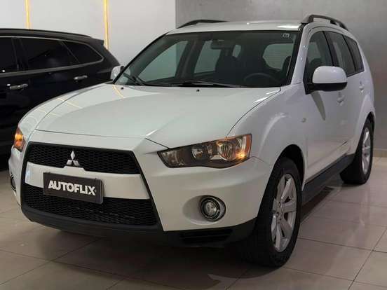 MITSUBISHI-OUTLANDER-2010