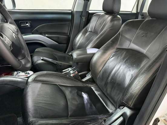 MITSUBISHI-OUTLANDER-2.4 4X4 16V GASOLINA 4P AUTOMÁTICO MITSUBISHI-OUTLANDER-2010