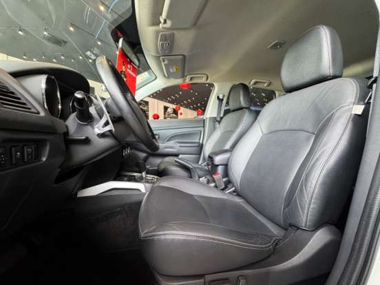 MITSUBISHI-OUTLANDER SPORT-2020