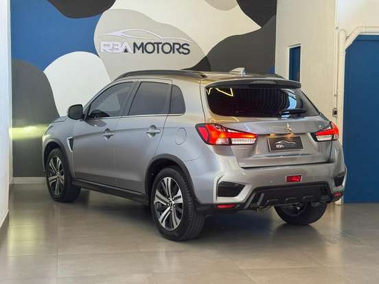 MITSUBISHI-OUTLANDER SPORT-2.0 MIVEC FLEX HPE AWD AUTOMÁTICO MITSUBISHI-OUTLANDER SPORT-2021