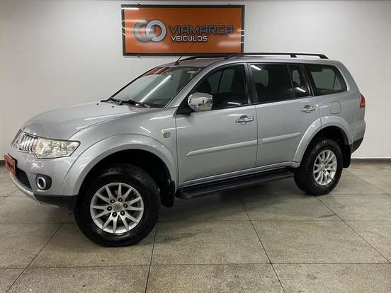 MITSUBISHI-PAJERO FULL-2010