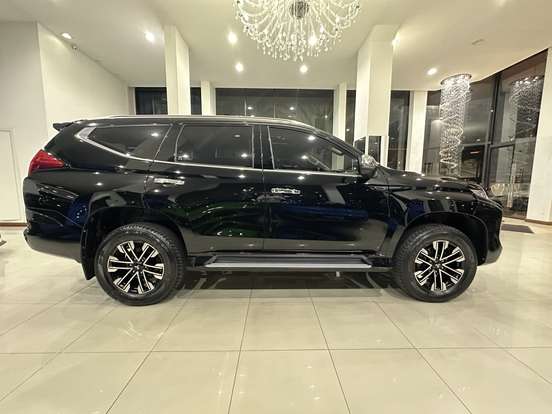MITSUBISHI-PAJERO SPORT-2024