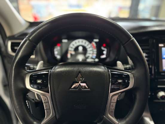 MITSUBISHI-PAJERO SPORT-2.4 16V MIVEC TURBO DIESEL HPE-S AWD AUTOMÁTICO MITSUBISHI-PAJERO SPORT-2022