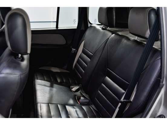 MITSUBISHI-PAJERO TR4-2013
