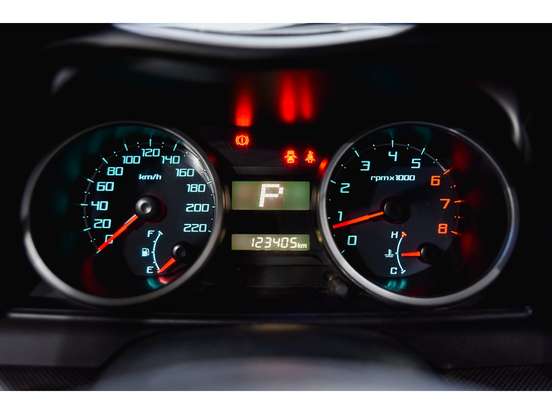 MITSUBISHI-PAJERO TR4-2.0 4X2 16V 140CV FLEX 4P AUTOMÁTICO MITSUBISHI-PAJERO TR4-2013