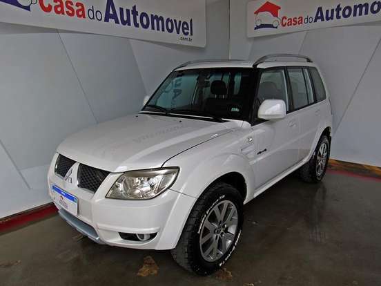 MITSUBISHI-PAJERO TR4-2013