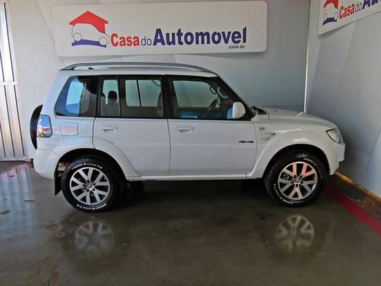 MITSUBISHI-PAJERO TR4-2013