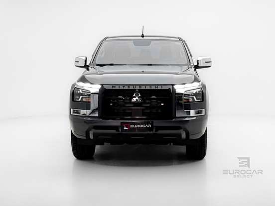 MITSUBISHI-TRITON-2026
