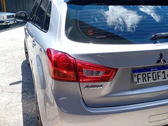 MITSUBISHI-ASX-2.0 4X2 16V GASOLINA 4P AUTOMÁTICO MITSUBISHI-ASX-2014