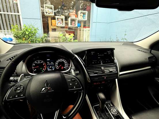 MITSUBISHI-ECLIPSE CROSS-1.5 MIVEC TURBO GASOLINA HPE-S S-AWC CVT MITSUBISHI-ECLIPSE CROSS-2023