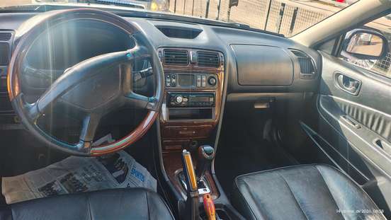 MITSUBISHI-GALANT-2000