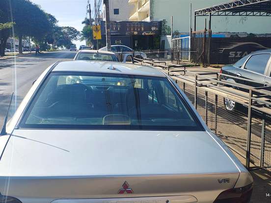 MITSUBISHI-GALANT-2.5 SEDAN VR-6 GASOLINA 4P AUTOMÁTICO MITSUBISHI-GALANT-2000
