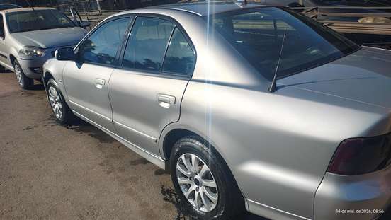MITSUBISHI-GALANT-2000