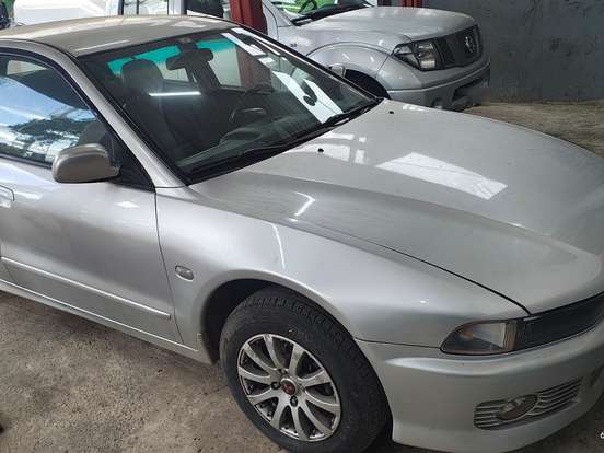MITSUBISHI-GALANT-2.5 SEDAN VR-6 GASOLINA 4P AUTOMÁTICO MITSUBISHI-GALANT-2000