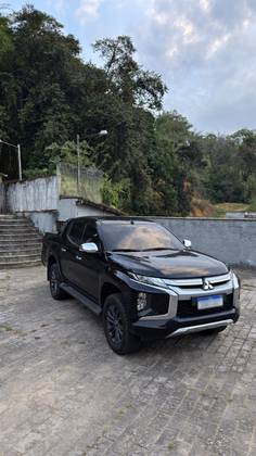 MITSUBISHI L200 TRITON 2.4 16V TURBO DIESEL SPORT HPE CD 4P 4X4 AUTOMÁTICO
