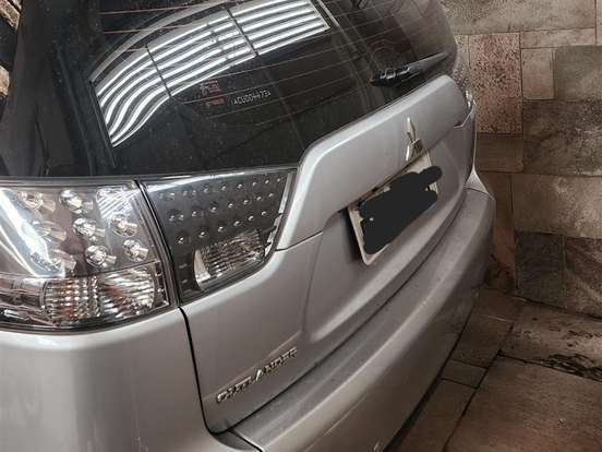 MITSUBISHI-OUTLANDER-2.0 16V GASOLINA 4P AUTOMÁTICO MITSUBISHI-OUTLANDER-2012