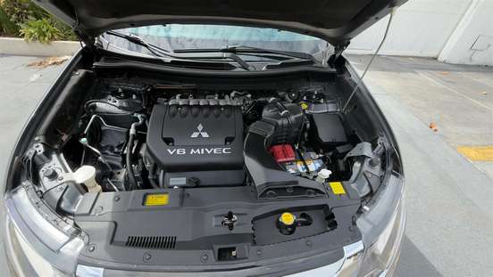 MITSUBISHI-OUTLANDER-3.0 GT 4X4 V6 24V GASOLINA 4P AUTOMÁTICO MITSUBISHI-OUTLANDER-2018
