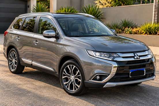 MITSUBISHI-OUTLANDER-2018