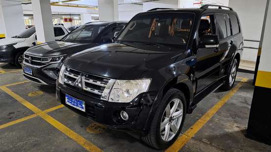 MITSUBISHI-PAJERO FULL-2012
